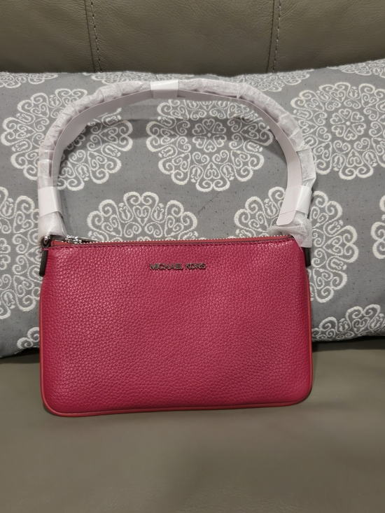 Michael Kors Handbags - Michael Kors Pink Pebbled Leather Shoulder Bag